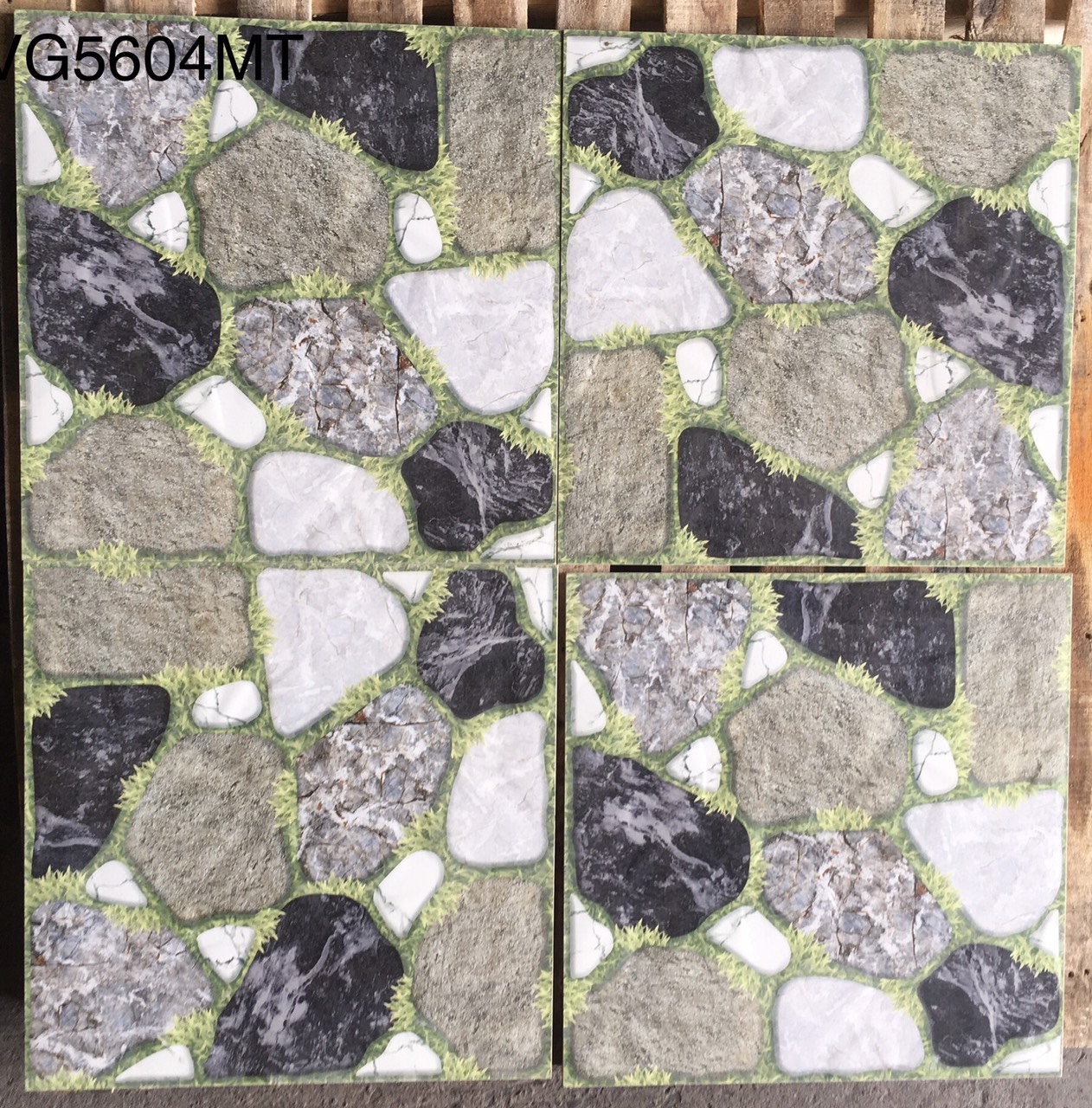 Gạch sân vườn Royal 5604MT