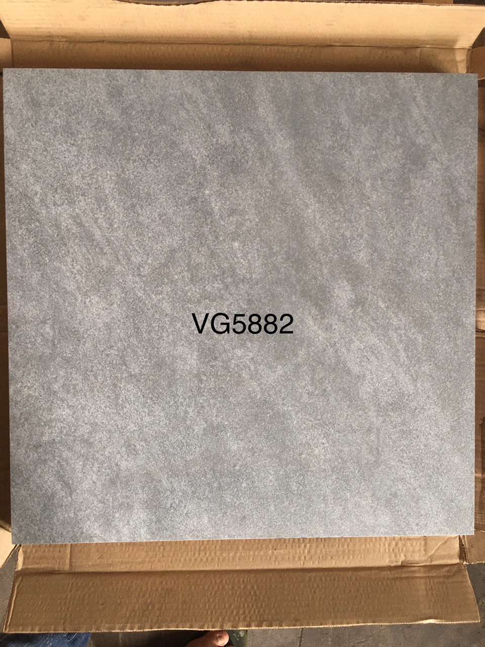 Gạch lót Royal 58882